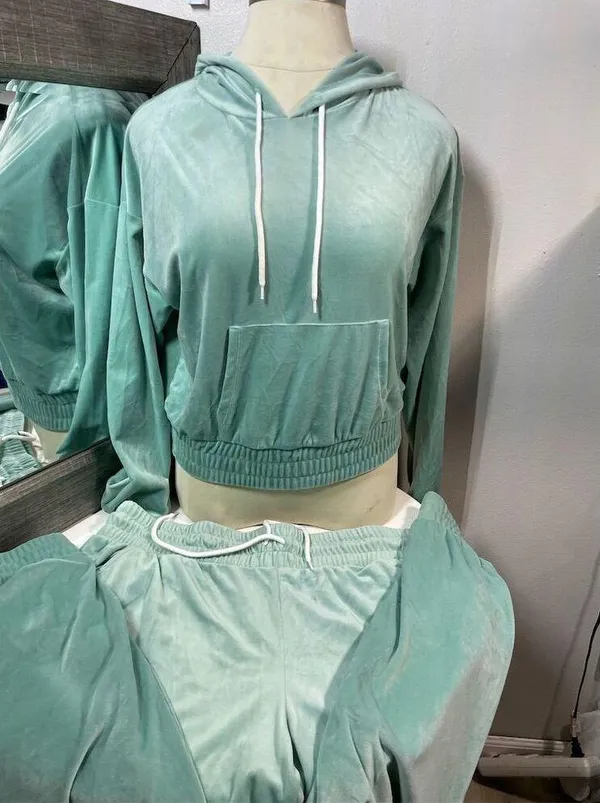 No Boundaries Juniors Velour Hoodie & Pants Set Green Casual Outfit XXL - Image 3
