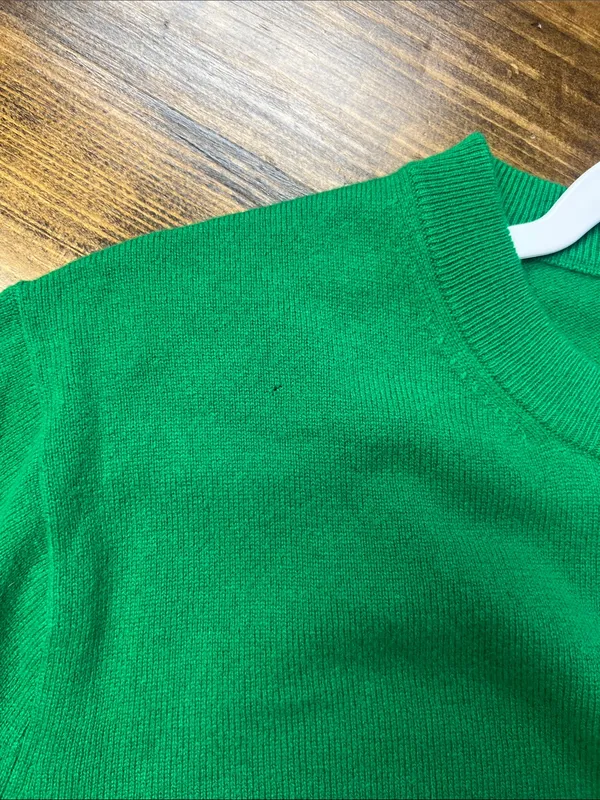 J. Crew Cashmere relaxed crewneck sweater in Brooke Green Size XS NWT ***FLAWED* - Image 9