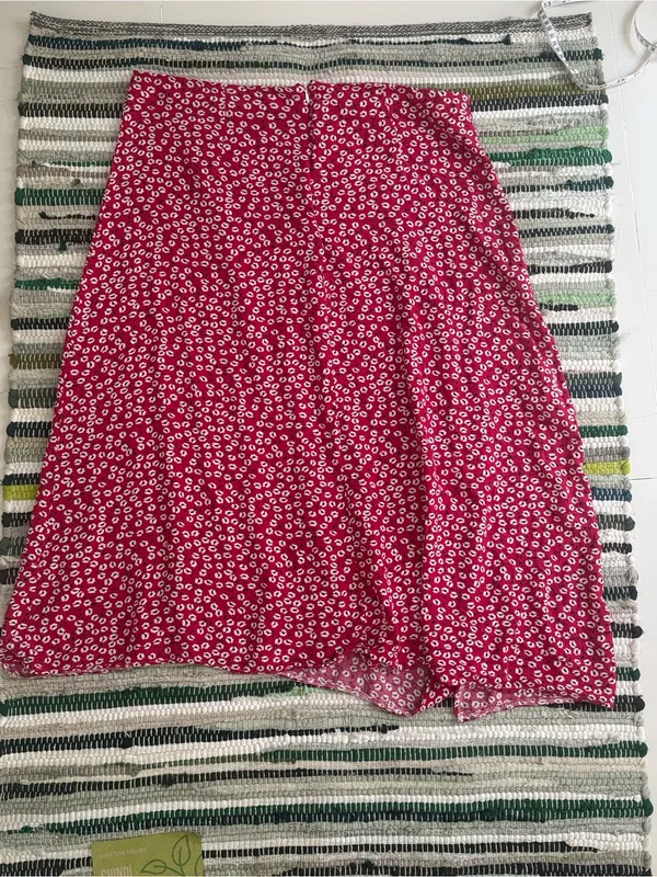 SHEIN Red Floral Maxi Skirt - Image 6