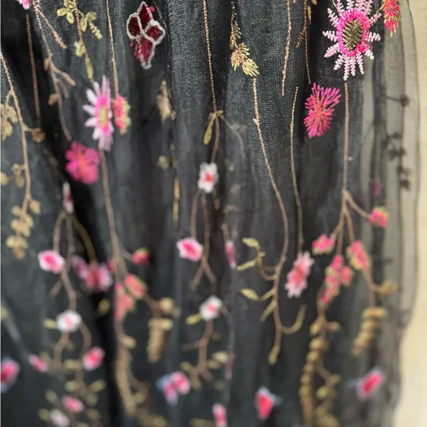 Lulu’s For the Frill of It Black Embroidered Strapless Midi Dress Medium - Image 10