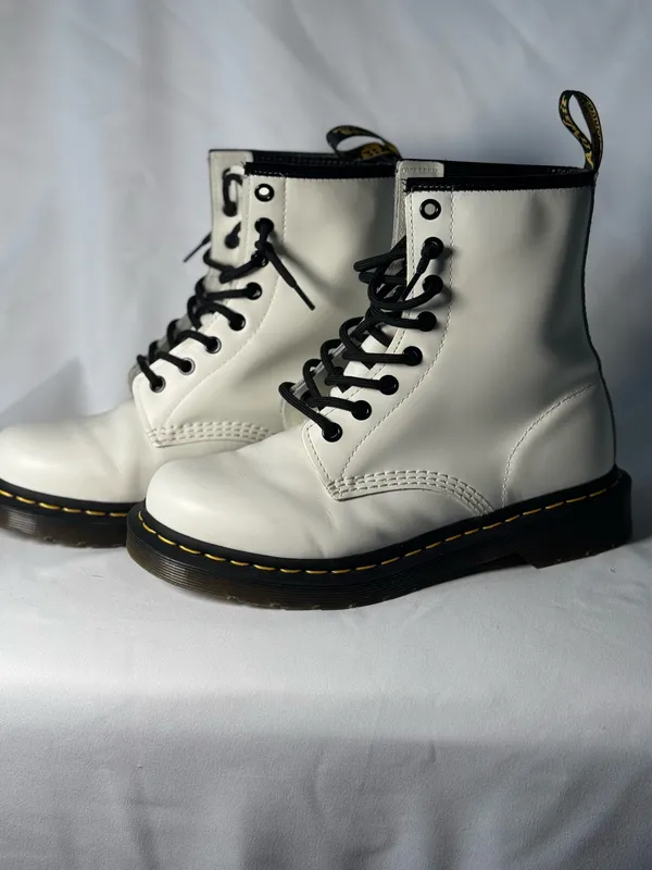 Dr. Martens Boots White Leather Women’s - Image 2