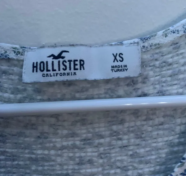 Hollister Floral Top - Image 3