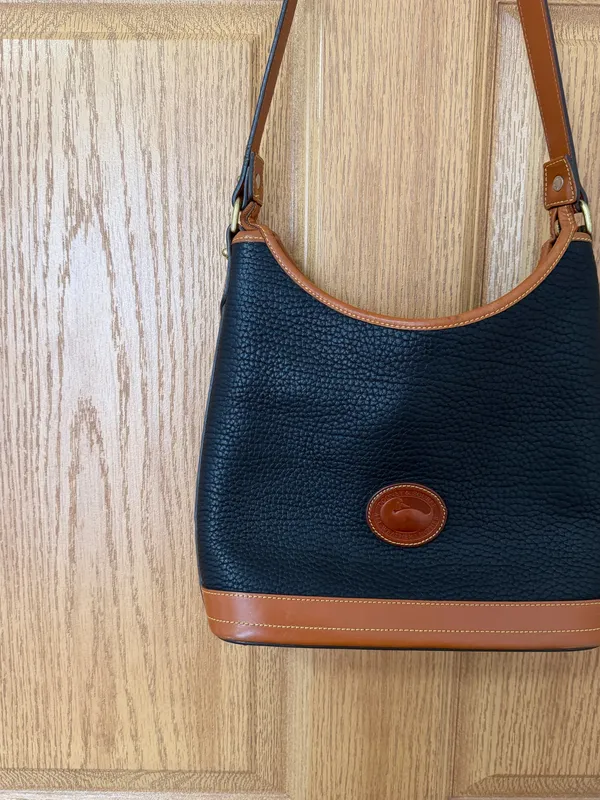 Downeast VINTAGE dooney and bourke leather purse - Image 2