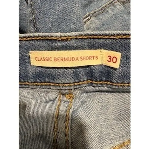 LEVIS Classic Bermuda Shorts Size 30 Blue Denim Raw Hem Frayed Summer Jcore‎ - Image 5
