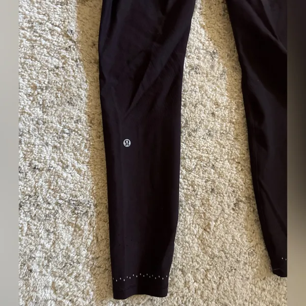 Lululemon In Focus Run Tight Size 10 Plum‎ Shadow PSHW Reflective Details - Image 9