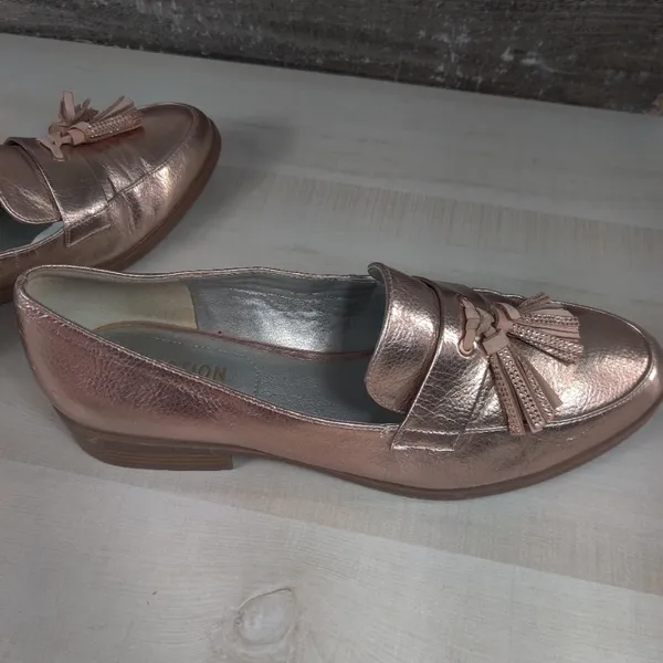 Reaction Kenneth Cole beautiful loafers rose gold metallic 9 - Image 10