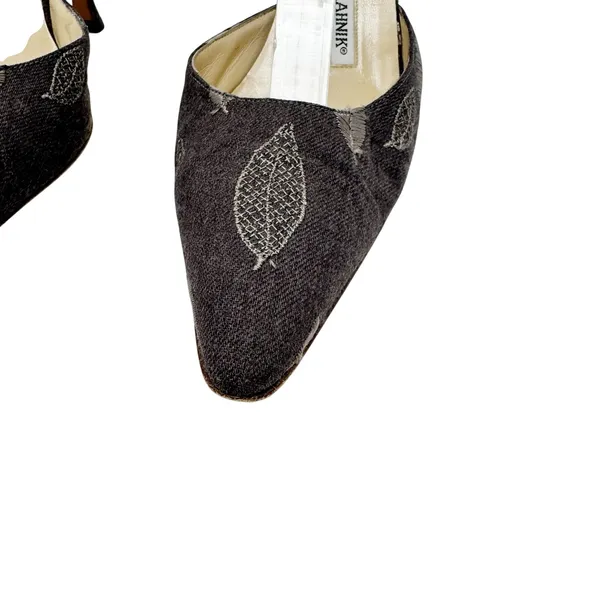 Manolo Blahnik Vintage Slingback Kitten Heels 37.5 Brown Fabric Pointed Toe - Image 4