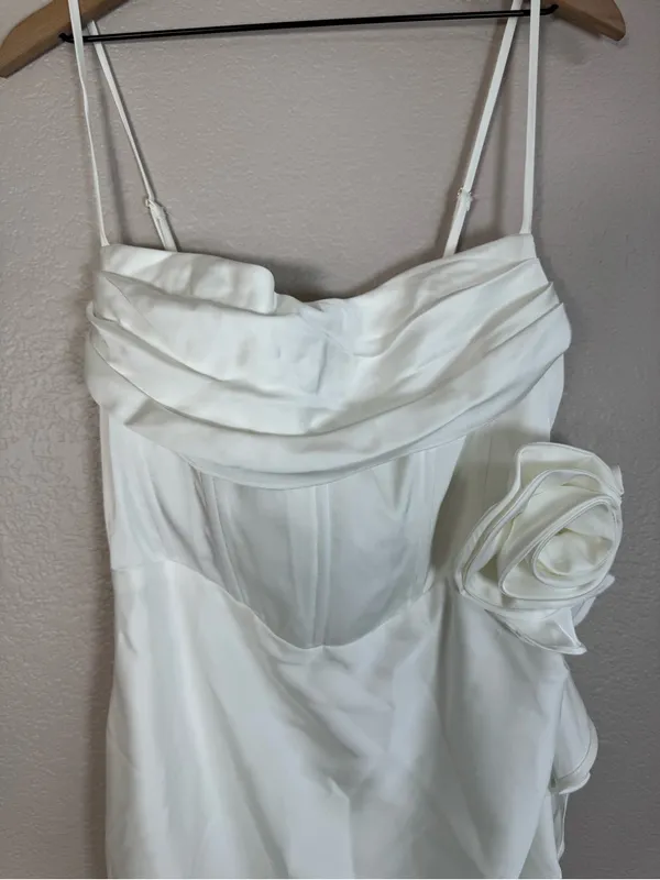Club L London On The List White Asymmetrical Corset Midi Dress Floral Drape $145 - Image 10