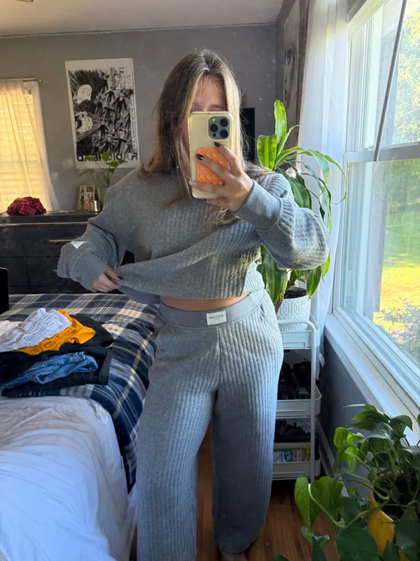 Aerie Set Offline - Image 2