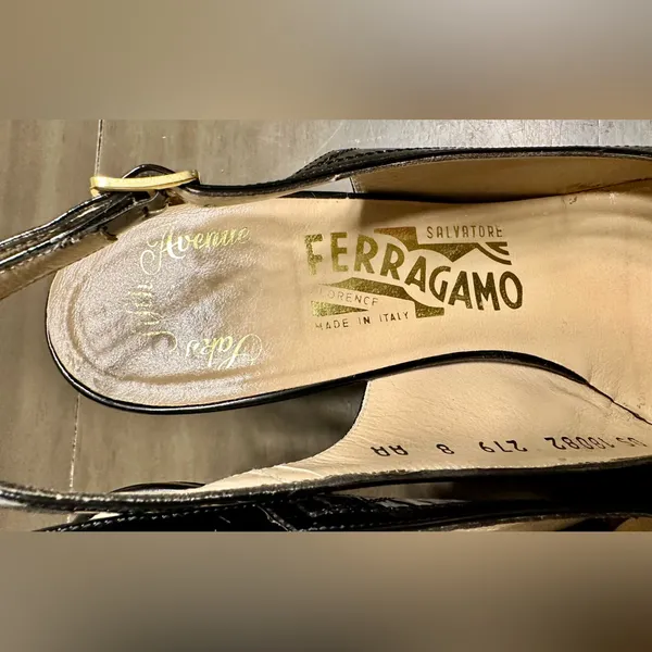 Salvatore Ferragamo Black Patent Leather Sling Back Open Toe Heels Size 8 AA - Image 3