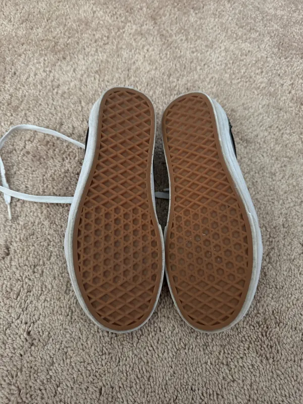 Old Skool Vans Sneakers - Image 4