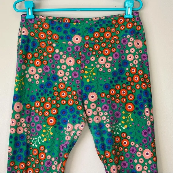 LuLaRoe Green / Pink / Yellow Patterned Leggings Size Tall and Curvy 12/18 - Image 3