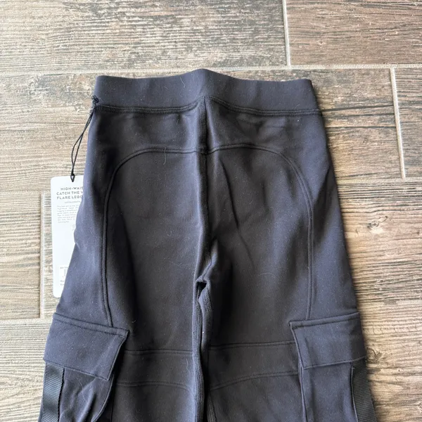 Alo High Waist Catch The Vibe Flare Cargo Legging - Image 6