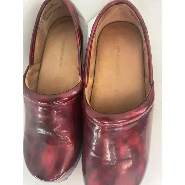 CLEARANCE Women's Melinda III GH‎ Bass Red Clogs Size 6M EUC! - Image 2
