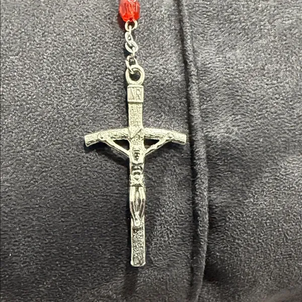 Vtg red rosary Pope John Paul II canonization Jesus Immaculate Conception red - Image 2