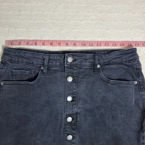 Old Navy Vintage High-Waisted Button-Front‎ Black Jean Mini Skirt Size 12 - Image 3