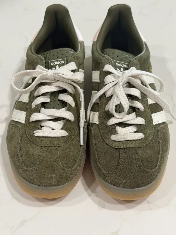 Adidas Gazelle Indoor Focus Olive Clear Sneakers Size US Boys 7 or Women’s 8.5 - Image 3