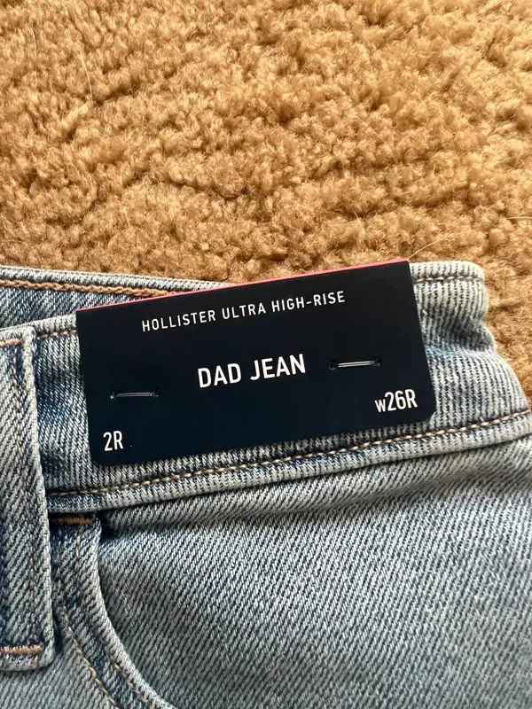 Hollister Dad Jeans - Image 3