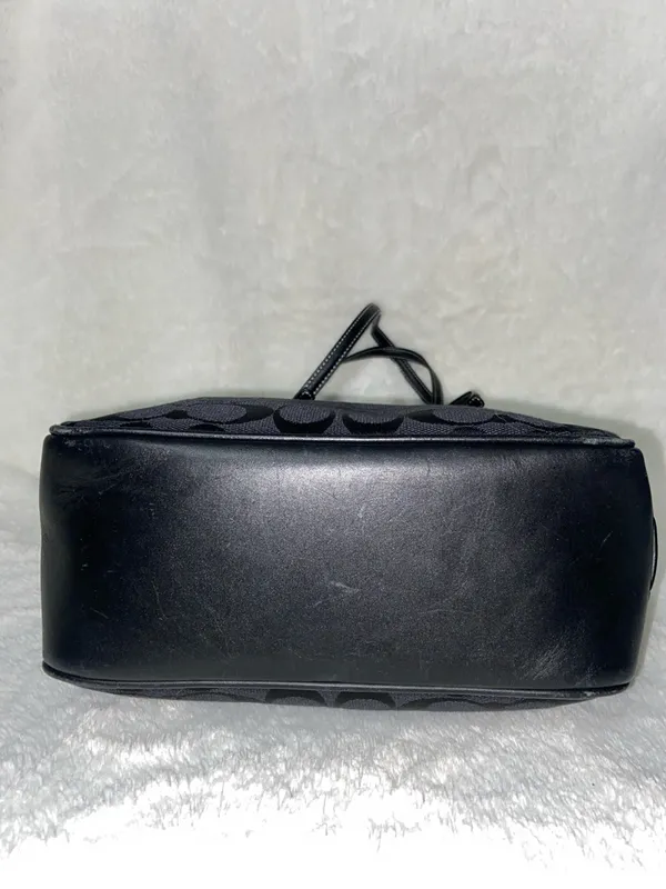 Coach Black Signature Tote Bag - Image 5