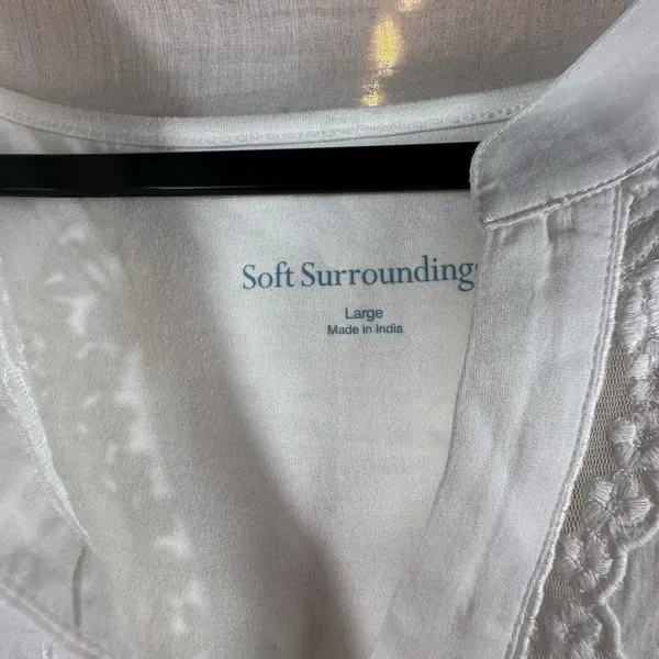 Soft Surroundings Embroidered Top & Tank Large Crochet White Summer Romantic‎ - Image 3