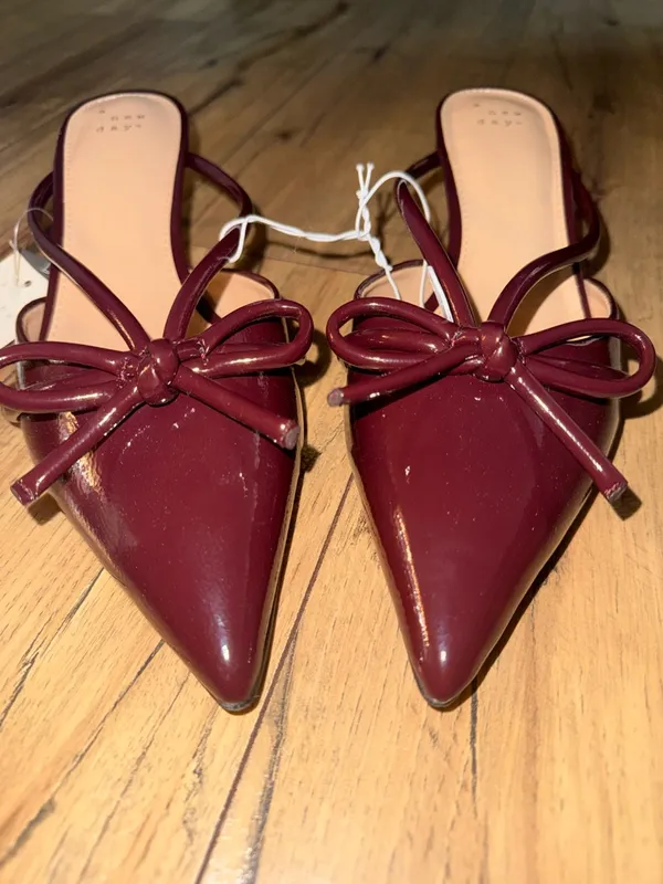 A New Day - Women’s Odelia Heels with Memory Foam Insole – Burgundy - Image 2