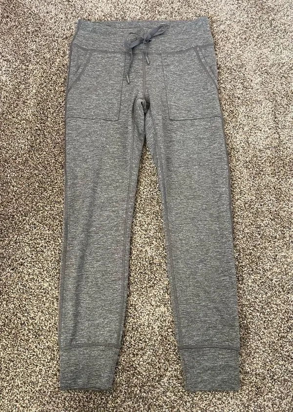 Women’s Offline by Aerie Regular Rise Short Inseam Warmup Legging Heather Gray M - Image 5