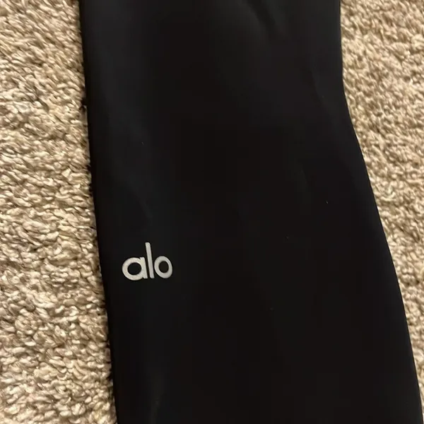 Alo Yoga High Waisted Ripped Warrior Black Leggings Small‎ - Image 6