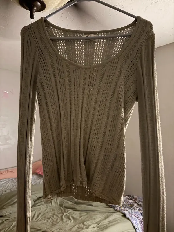 Hollister Top  - Image 2