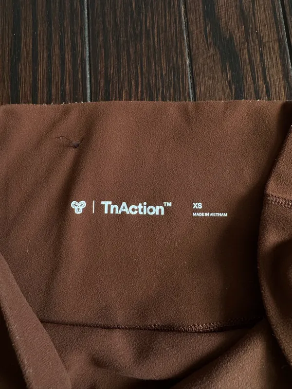 TNA Action Aritzia Leggings - Image 4