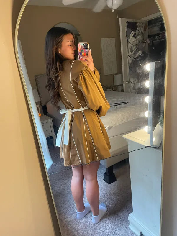 Bright Brown Dress With Tie - Image 5
