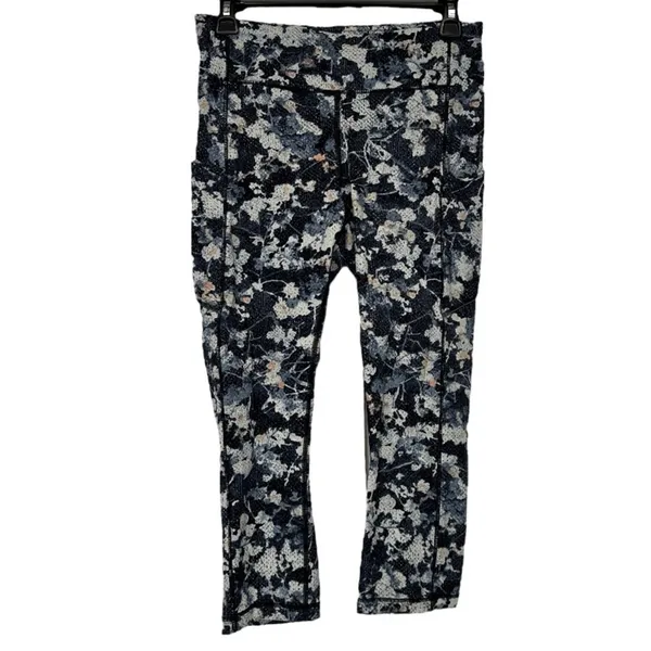 Lululemon Speed Up Crop *21" in Spring‎ Bloom Multi Size 8 - Image 3