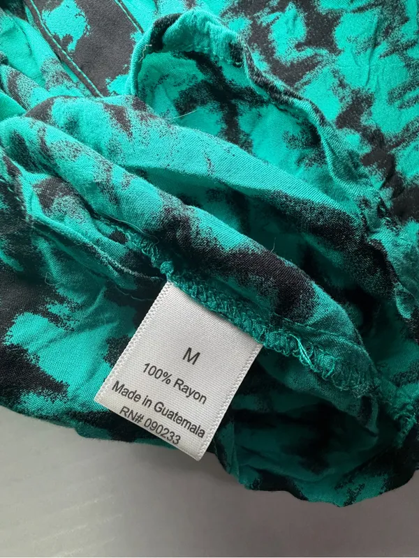 Kirra Teal and Black Abstract Button-Front Tank Top see description - Image 6