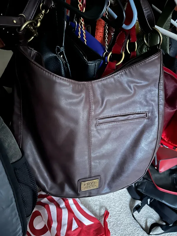 Frye and Co. good used brown leather purse. - Image 5