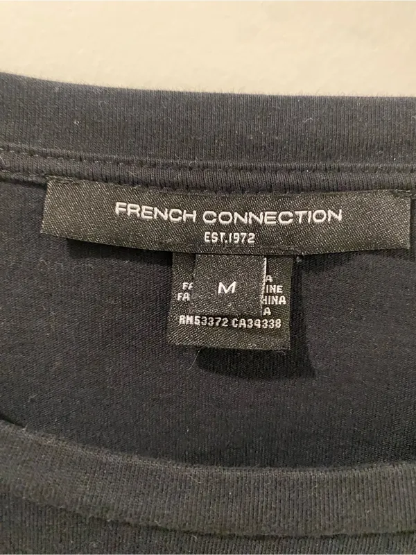 French Connection Black Long-Sleeve Crewneck Top Size Medium - Image 2