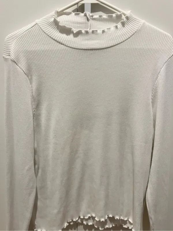 American Eagle XL ribbed white top. Barely used - Image 2