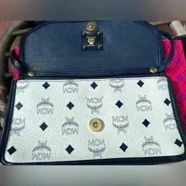 MCM Vintage White Navy Blue Crossbody Clutch Bag Purse‎ Wallet - Image 4