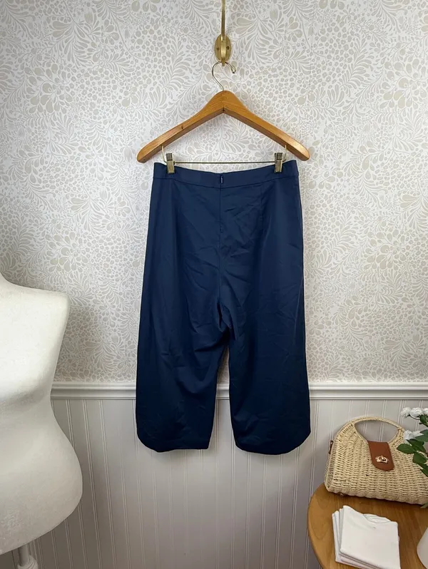Takei by Jordan Cross Navy Bamboo Pleated Wide Cropped Pant - Size - Medium - Image 6