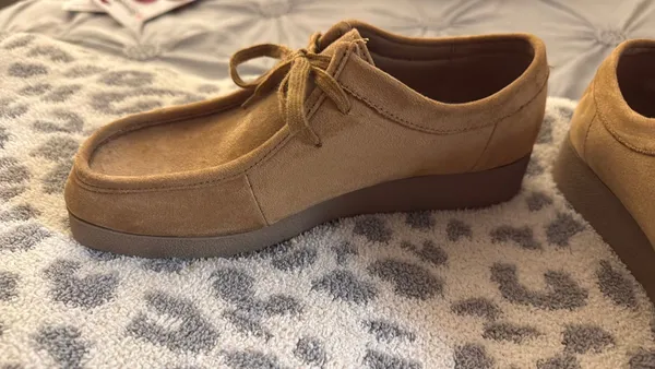 Old Navy Shoes Women’s - Image 4