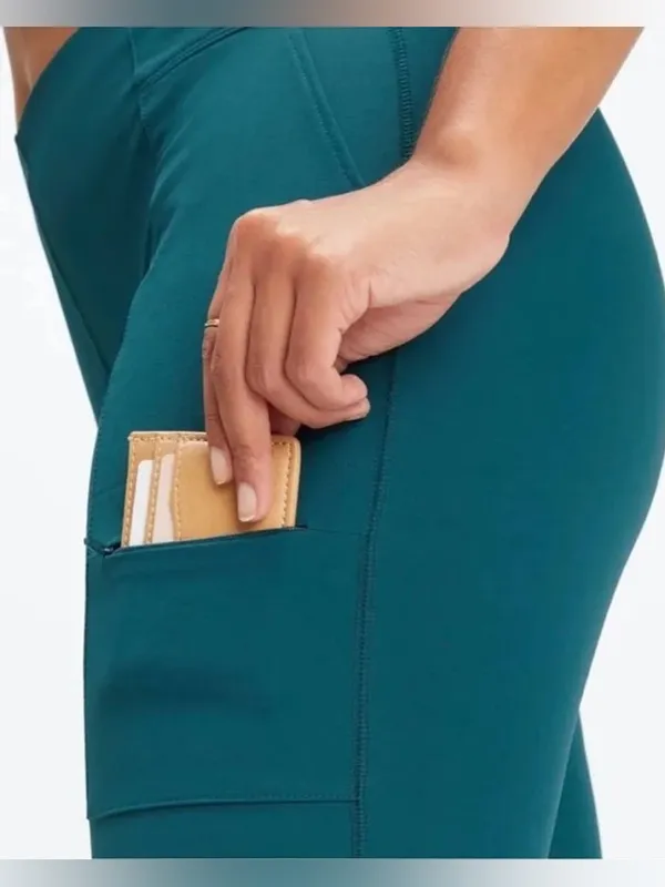 Fabletics NWT Midnight Wave Teal High Waisted Hybrid Cargo Pants Size Small - Image 4