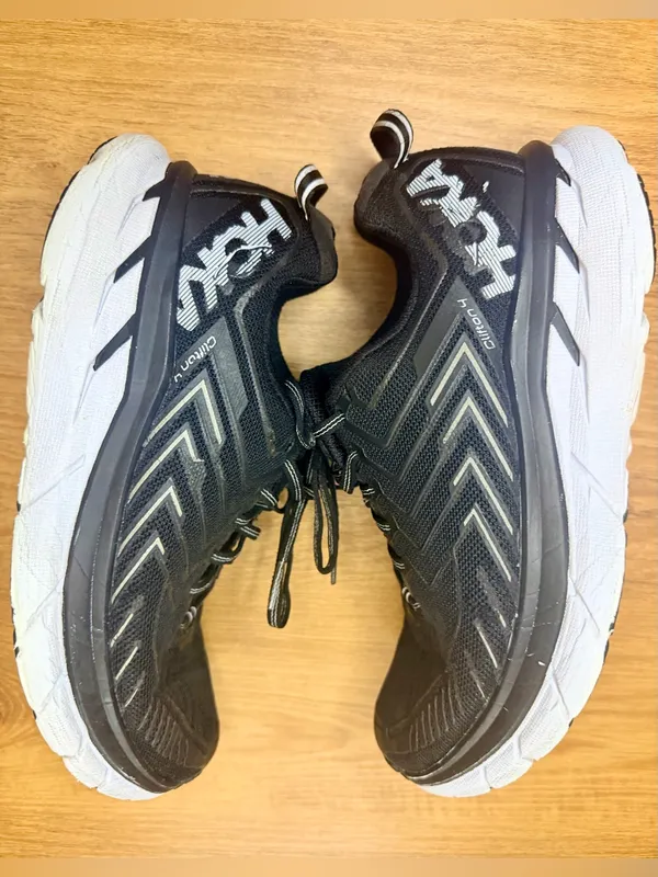 Hoka One One Clifton 4 Black 8.5 Wide Running Shoes Sneakers Women’s - Image 5