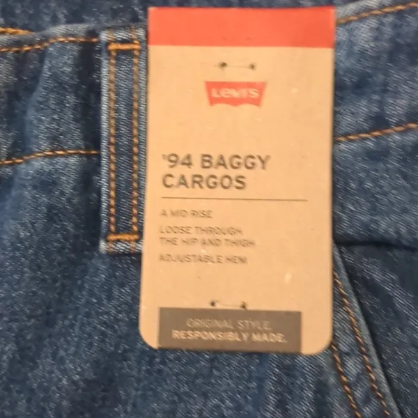 Levi's '94 cargo baggy jeans size 29x32 - Image 11