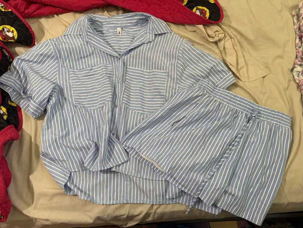 Blue and white striped matching set - Image 7