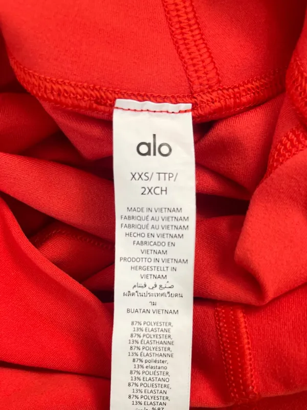 Alo Yoga 2.5” Airbrush high-waist Red Biker Shorts activewear yoga Pilates gym - Image 8