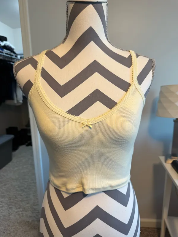 Aritzia light yellow cropped top  - Image 2