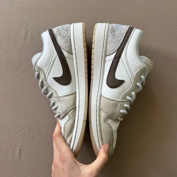 Air Jordan 1 Low Sneakers “Coral” - Image 4
