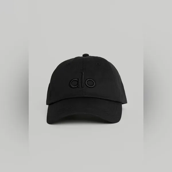 ALO Yoga Classic Off Duty Black Cap One Size. Never worn - Image 3
