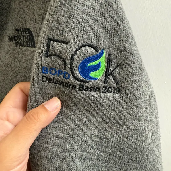 The North Face Gray Fleece Jacket size large 20” from pit to pit - Image 3