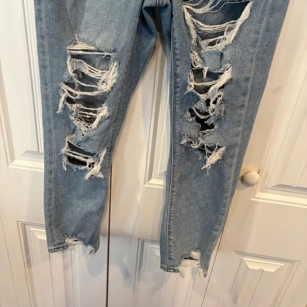 American Eagle Curvy Mom Jeans Size 4‎ Short - Image 4