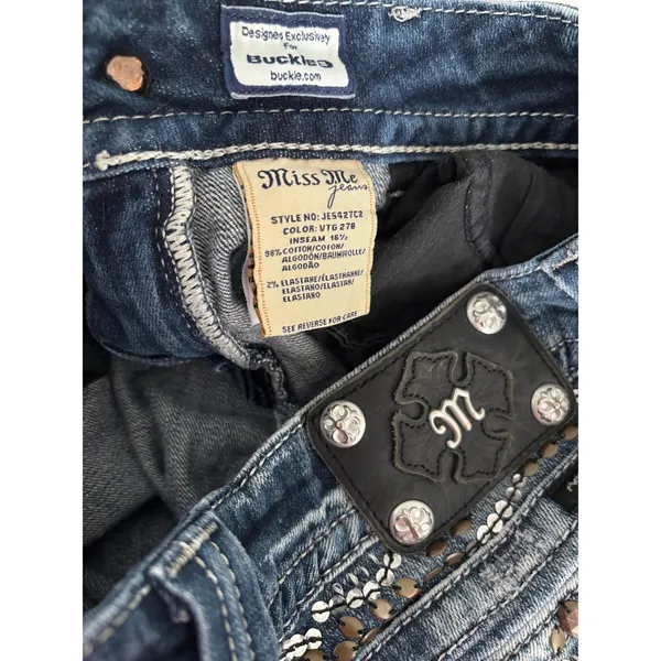 Miss Me Capri Jessica Women 30 Dark Wash Denim Low Rise Crop Western Embellished - Image 4