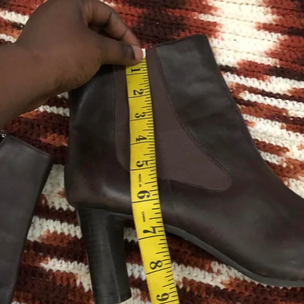 90s Predictions Chocolate Brown genuine leather ankle pointed square toe boots 3" heels Size 10 - Image 6